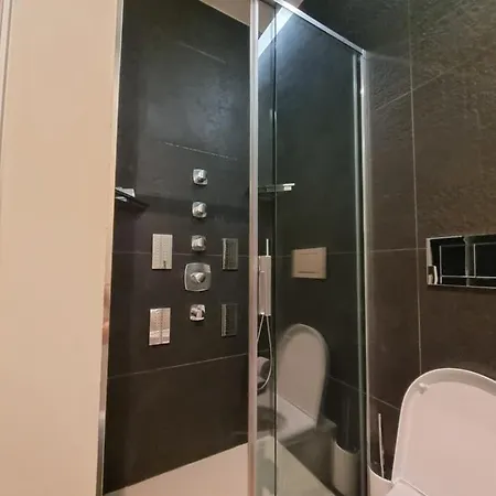 A 700m Da Porta Susa! Bilocale Lussuoso & Moderno * Turin